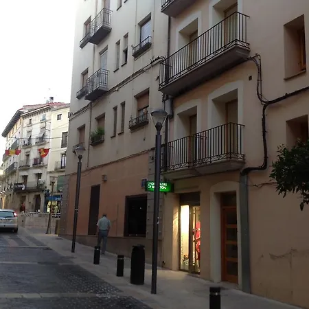 Alcaniz, Alicia * Alcaniz